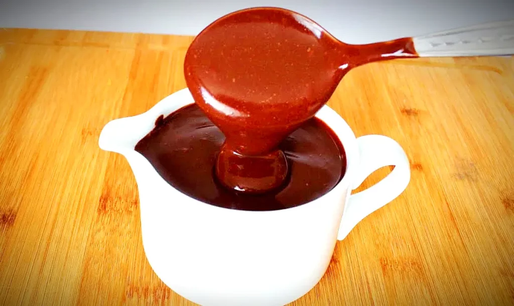 Ev Yapımı Çikolata Sosu Tarifi