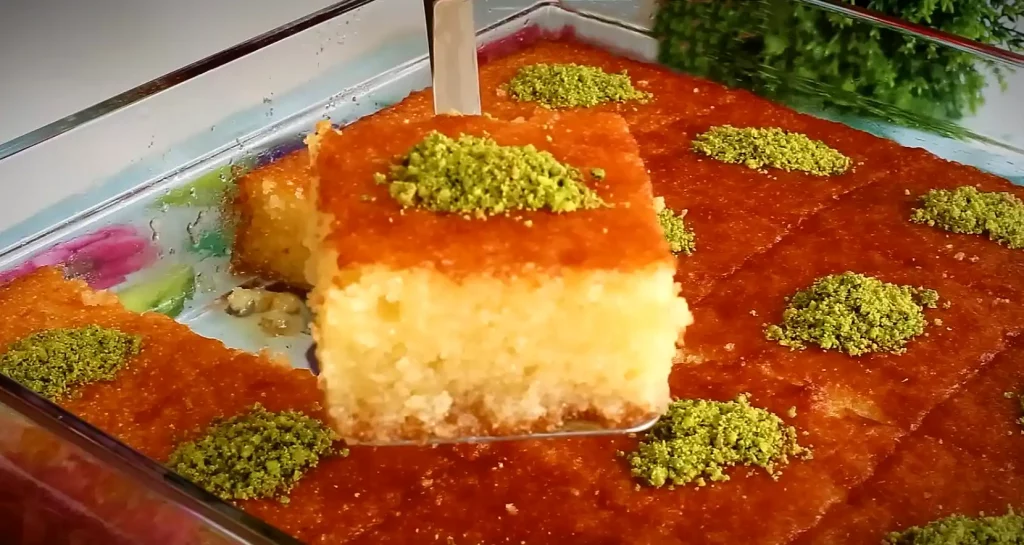 Tam Ölçülü İrmik Tatlısı Tarifi