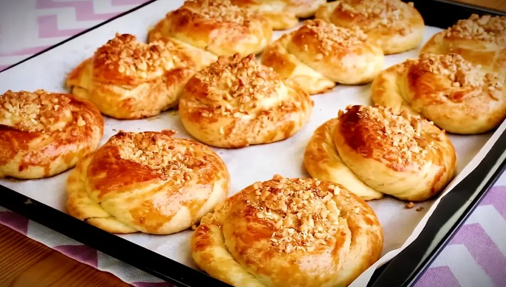 Tahinli ve Cevizli Çörek Tarifi