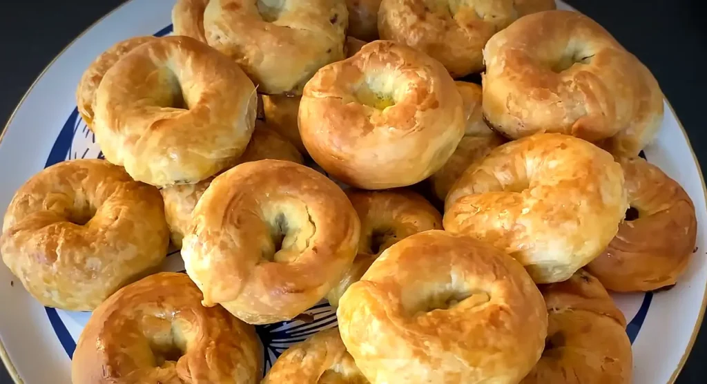 Kıymalı Mayasız Börek Tarifi