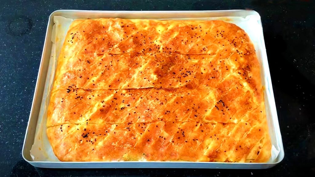 El Açması Peynirli Börek Tarifi