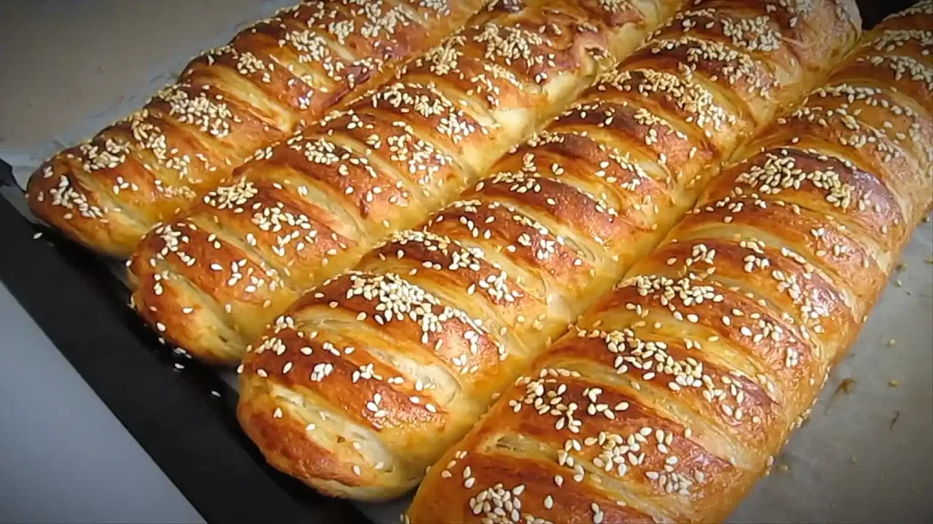 Açma Tadında Katmer Poğaça Tarifi