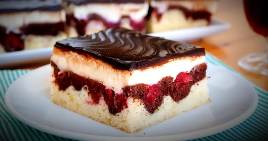 Vişneli Tuna Dalgası Pastası Tarifi