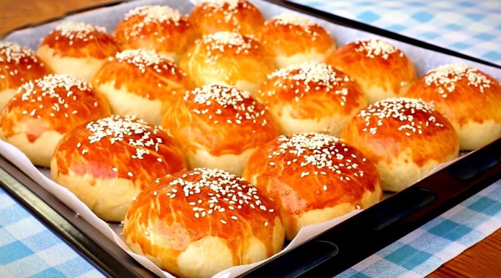 Pratik Sade Poğaça Tarifi
