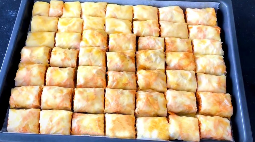 El Açması Balkabaklı Börek Tarifi