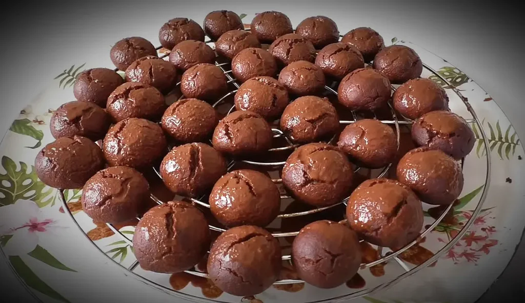 Çikolata Soslu Islak Kurabiye Tarifi