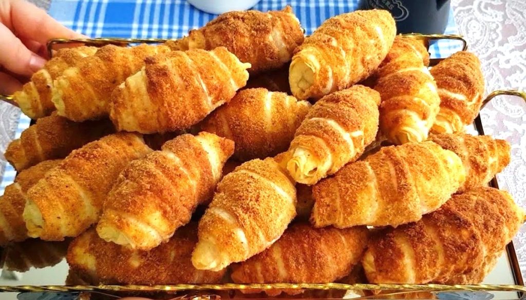 Galeta Unlu Çıtır Börek Tarifi