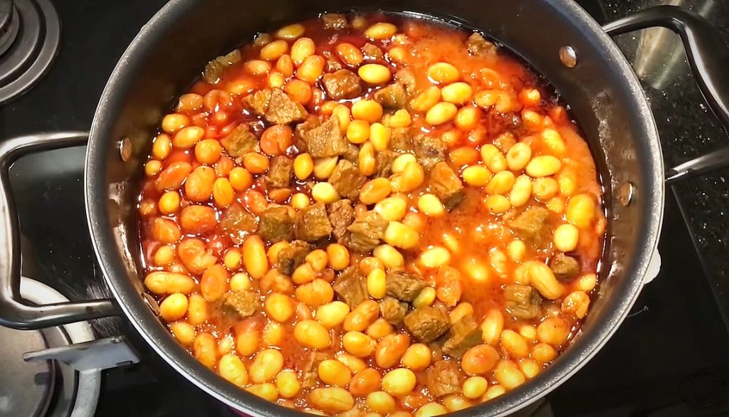 Kuru Fasulye Yemeği Tarifi