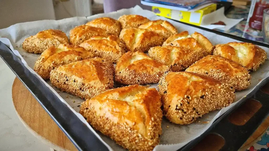 Sıvı Yağlı Mayasız Poğaça Tarifi